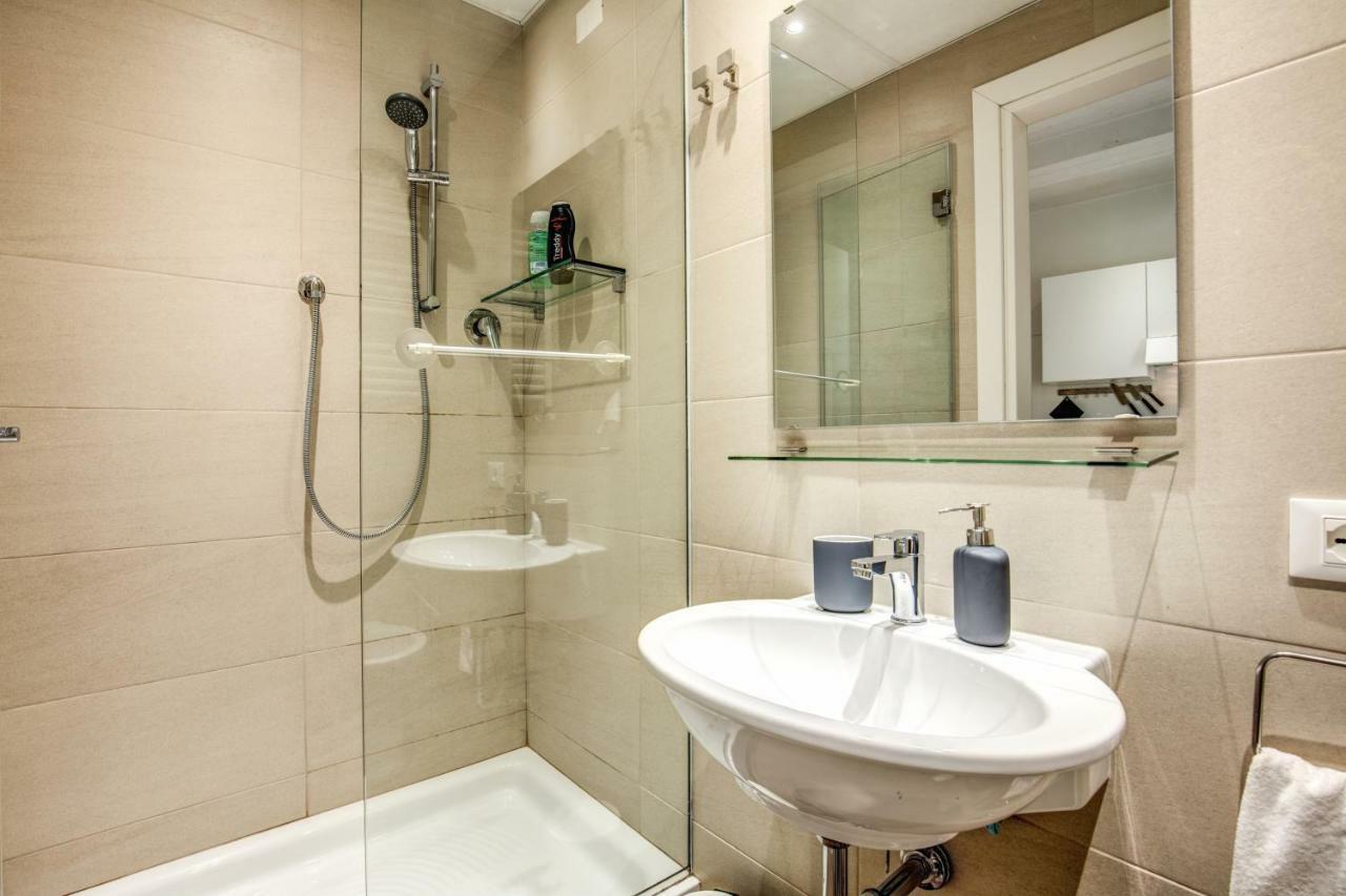 Colosseo Suite Apartment روما المظهر الخارجي الصورة
