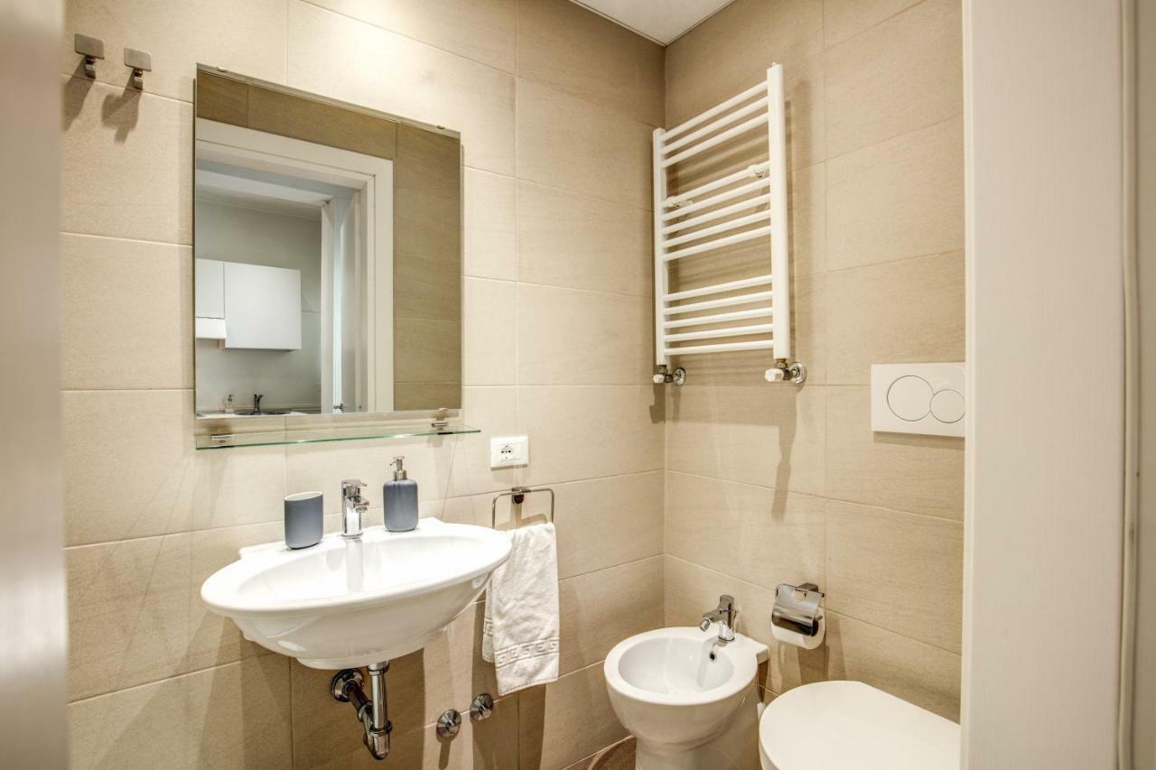 Colosseo Suite Apartment روما المظهر الخارجي الصورة